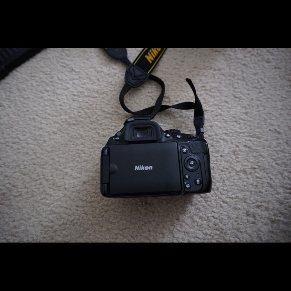 Used Nikon D5100 w/ lenses & accessories - Picture 3 of 8